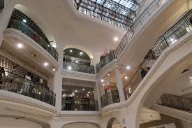 Angers Les Galeries Lafayette Art Deco Architecture Peinture Contemporaine