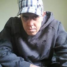 Stream Karl Weaver music