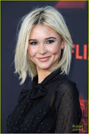 Alexa & Katie's Paris Berelc & Isabel May Support 'Stranger Things' Stars  at Premiere Event: Photo 1119096