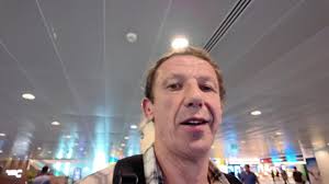 Learn sales in 30 seconds a day. Episode 25. Mirror your clients.