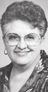 Peggy Tilley's Instagram, Twitter & Facebook