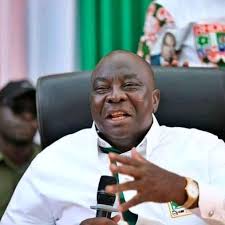 🇨🇮 Le Ministre Kobenan Adjoumani : "Que les planteurs ivoiriens  comprennent que le président ado malgré qu'il soit un économiste a toujours  écouté la voix des planteurs ivoiriens que les anciens présidents