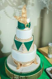 Emerald Green Savannah Georgia Gatsby Wedding Shoot Green Wedding Cake Gold Wedding Cake Art Deco Cake