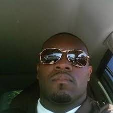 Corey Barrow's Instagram, Twitter & Facebook