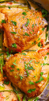Creamy Mozzarella Chicken Thighs With Asparagus Sun Dried Tomatoes Easy Weeknight Dinn Weeknight Dinner Recipes Easy Mozzarella Chicken Chicken Wing Recipes