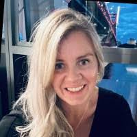 Belinda Knapp's Instagram, Twitter & Facebook