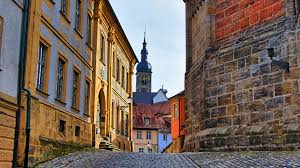 The show is broadcast on the channels of ard in germany, orf 2 in austria and sf1 in switzerland. Bamberg Tatort Dreh Wird Fortgesetzt