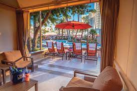 Mgm Grand Pool Review Las Vegas Everything You Need To Know About The Mgm Grand Pool