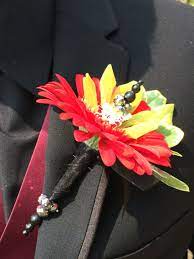 Red Gerb And Green Mini Cymbidium Orchid Cymbidium Orchids Orchids Boutonniere