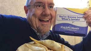 To make the creamy white sauce, combine the sour cream (or mexican crema), mayonnaise, and milk in a small bowl. Long John Silver S Baja Fish Taco Review Youtube