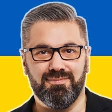 Amanda Stender's Instagram, Twitter & Facebook