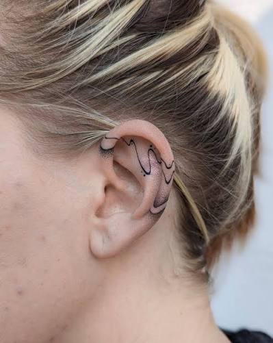 Abstract ear piece #eartattoo #abstract #abstracttattoo #fineline #finelinetattoo #finelineeartattoo #blackwork #tattooshop #tattoo #tattooartist #tattooideas #tattoosforwomen #detailed #tat #inked #smalltattoo #tinytattoo
