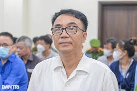 Cựu Cục phó Trần Hùng: "Không ai buôn hàng giả mua chuộc được tôi"