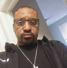 Young Thug revealed that he texted his lawyer, Brian Steel, saying he  wanted to help cover Lil Durk's legal fees: "I'm covering that Lil Durk  bill... That's my brother, I got to."