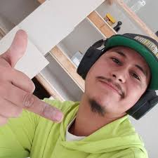 Tom Green was a visonary, way ahead of his time. He invented the podcast  with early internet (see his show with Joe Rogan), the jackass movement,  the gross comedy genre, the goofy