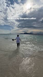 What the hell just happened - i went to see and jungle and discovered white  sand beach and that too after a hike. Well thats #borneo for you.