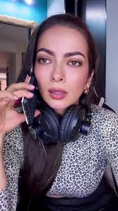 Comedia con Katerine Meneses: Verdades y Mentiras