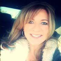 Jana Pugh's Instagram, Twitter & Facebook