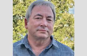 Shortt looking to bring a decade of municipal experience to Shire Hall's  top spot