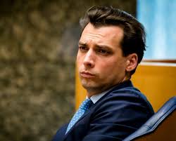 Open brief aan forum voor democratie met oproep tot herziening erkenning kosovo. Thierry Baudet Is Uitgeschreven Uit Het Fvd Bestuur Vrijwillig Of Een Coup