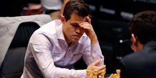 Ces championnats du monde d'athlétisme seront aussi la dernière occasion de voir le champion jamaicain usain bolt, pour sa dernière grande compétition internationale. Championnat Du Monde D Echecs Magnus Carlsen Bat Fabiano Caruana Et Conserve Son Titre