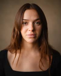 Eliza Capel (@ElizaCapel)