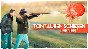 Spiel auch eines der anderen coolen actionspiele auf 1001spiele.de! Tontauben Schiessen Lernen Vom Profi Alexomay Youtube