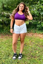 Annie Kate Dalton - Free pics, galleries & more at Babepedia