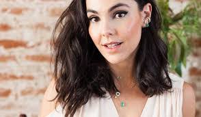 Carolina Neves's Instagram, Twitter & Facebook