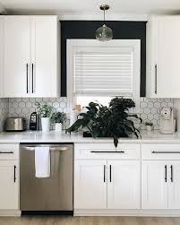 Modern Malibu White Shaker Cabinets White Kitchen Design White Shaker Cabinets Home Decor Kitchen