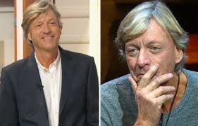 Mum-of-four fined £70 for stopping '15 seconds' outside school 'to let  oncoming drivers past'