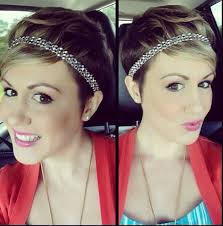 Pin On Short Hair And Makeup