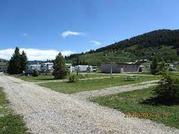 Sit on the beach or take a dip in the water, or catch bass from our dock. Valley View Rv Park Campground Island Park Id Foto S En Reviews Tripadvisor