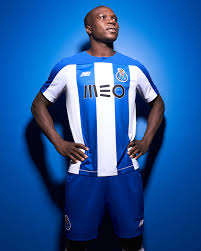 We hit the lab with ak as new balance drop a double kit delivery from fc porto! Fc Porto 19 20 Home Kit Farside Creative