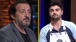 Masterchef türkiye hakkında son dakika gelişmeleri ve en güncel masterchef türkiye haberlerine aksam.com.tr den ulaşabilirsiniz. Masterchef Turkiye De Teri Yemege Damlayan Yarismaci Diskalifiye Edildi Haberler Magazin