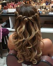 Pin De Emilia En Prom Hair En 2018 Pinterest Prom Hair Hair Styles And Hair Trenzas Promhairstyl Long Hair Styles Down Hairstyles Medium Length Hair Styles