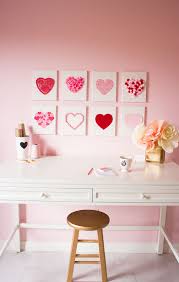 Check out our valentines home decor selection for the very best in unique or custom, handmade pieces from our shops. 1001 Ideas For A Wonderful Valentine S Day Decor To Try