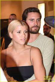 Jun 02, 2021 · and while kourtney's new relationship is all over social media, let's not forget her ex scott disick has been dating amelia hamlin, the daughter of real housewives of beverly hills star lisa rinna, since november 2020. Sofia Richie Spends Another Night At Art Basel With Boyfriend Scott Disick Photo 1127342 Scott Disick Sofia Richie Pictures Just Jared Jr
