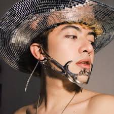 Ricardo Jacobo (@_jacobo_bobo)