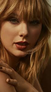 750x1334 Beautiful Blonde Singer Taylor Swift Wallpaper Taylor Swift Wallpaper Beautiful Taylor Swift Blonde Singer
