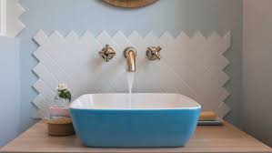 Wer ein kleines bad einrichten muss, der sollte jedoch die verschiedenen lösungen zum platz sparen überlegen. Modernes Bad 7 Ideen Fur Ein Schones Badezimmer