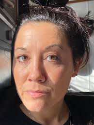 Who else noticed say the "Haha" & "Wow" button is not shining Pure yellow  again, Abi Garri don finally finished my eyes😂😂