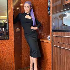 Kelly osbourne and erik bragg at nobu malibu 02/16/2021. Kelly Osbourne Looks Unrecognisable As She Shows Off Incredible Weight Loss