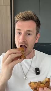 Are these viral cookies actually worth the hype… or just overrated? Let’s  find out. 🍪 #viralfood