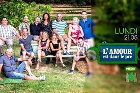 L'heure est enfin venue pour nos 13 cœurs à prendre de se lancer, à corps perdu, dans cette quête absolue du grand amour. L Amour Est Dans Le Pre 1ere Partie Du Bilan Lundi 2 Decembre Sur M6 Video