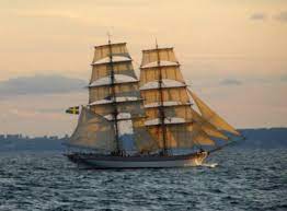 The vessel tre kronor stockholm (mmsi: Namnbrada Picture Of Briggen Tre Kronor Stockholm Tripadvisor