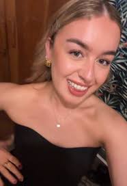 Maisie V (@maisie.vx)