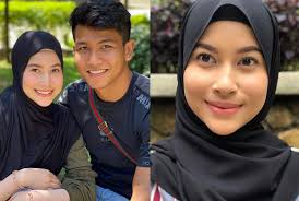 Sebab itulah kita perlu untuk berdoa. Happy Birthday Syurgaku Indahnya Ucapan Hari Jadi Eyra Hazali Buat Suami Ingatan Dalam Doa Media Hiburan