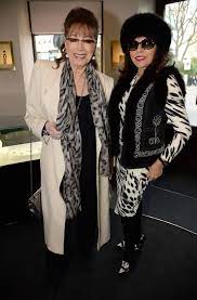 J collins funeral home & cremation service, inc. Joan Collins Left Completely Devastated After Sister Jackie Collins Dies Aged 77 Mirror Online