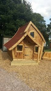 The Bluebell Playhouse By Enchanted Creations Baumhaus Designs Spielhaus Garten Marchenhaus